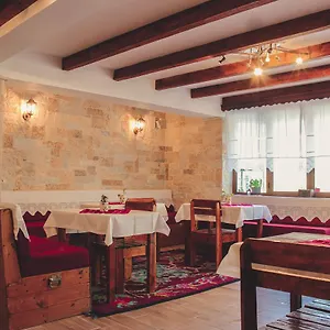 https://hostel-friends-guesthouse.albaniahotels.org